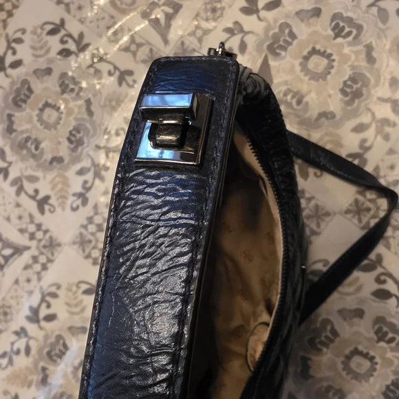 GUESS Cessily Convertible Hobo Crossbody – Midnight Blue NWT - Picture 14 of 16